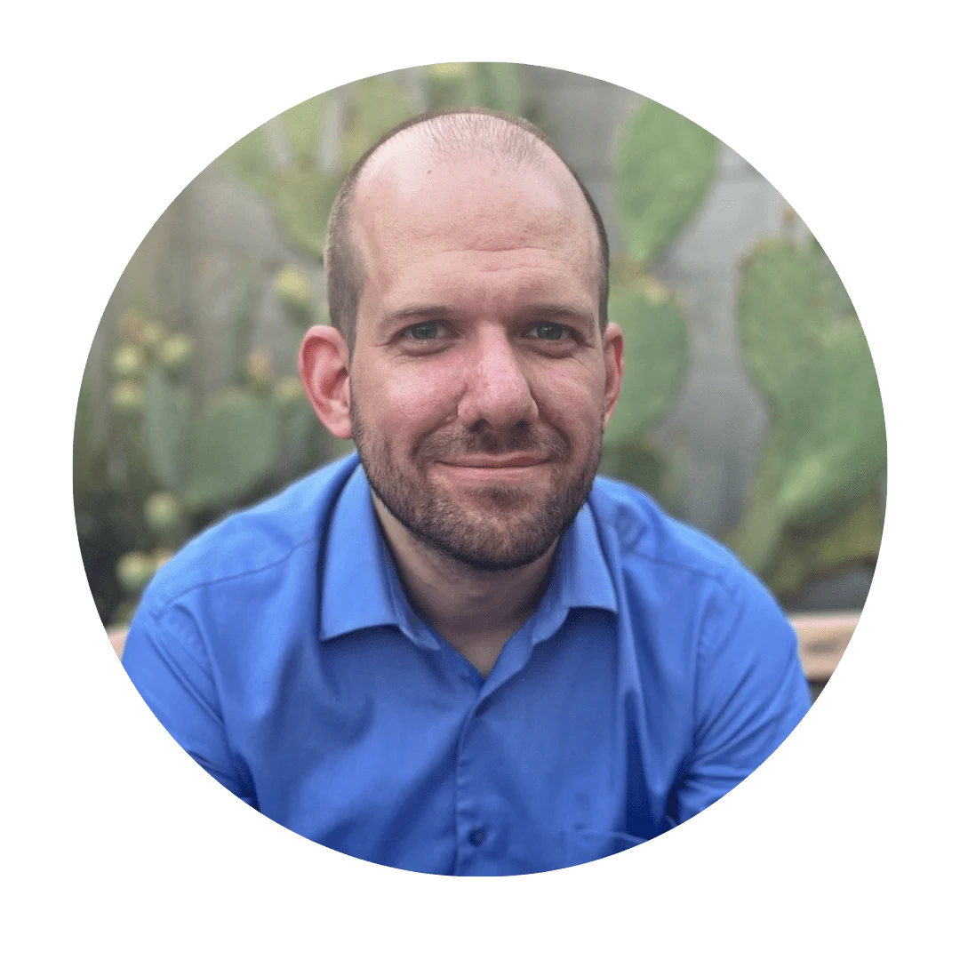 Zac Warzecka (he/they), LAC