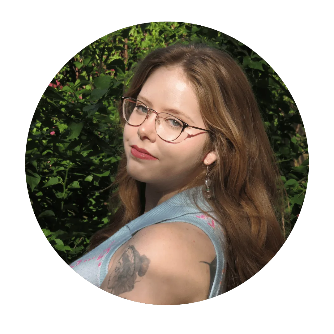 Ozzie Tatham (they/them) Undergraduate Intern