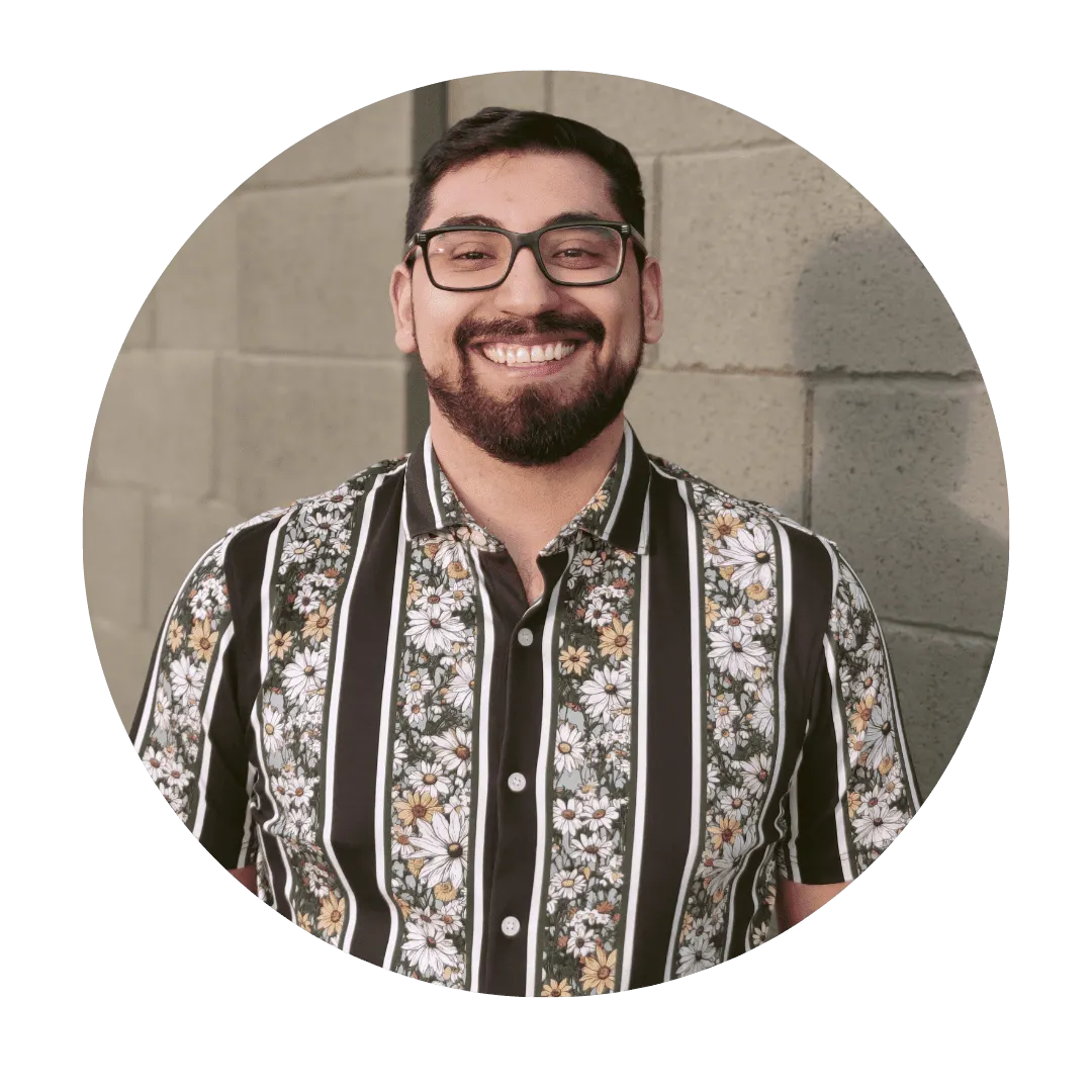 Larry Lopez (he/him/el), LAC